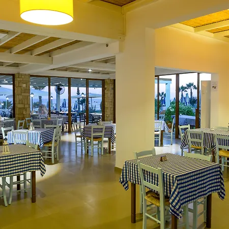 Курортний комплекс Kefalos Tourist Village Пафос