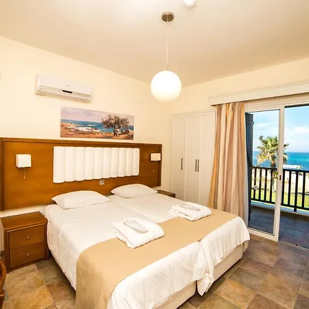 Kefalos Tourist Village 4*